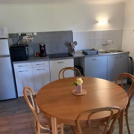 Appartement F1 25M² Les Farges  Exterior photo